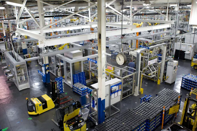 V8 Engine in Canada (2)