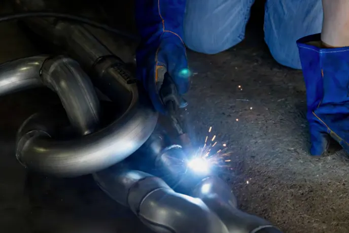 L8T equal-length exhaust